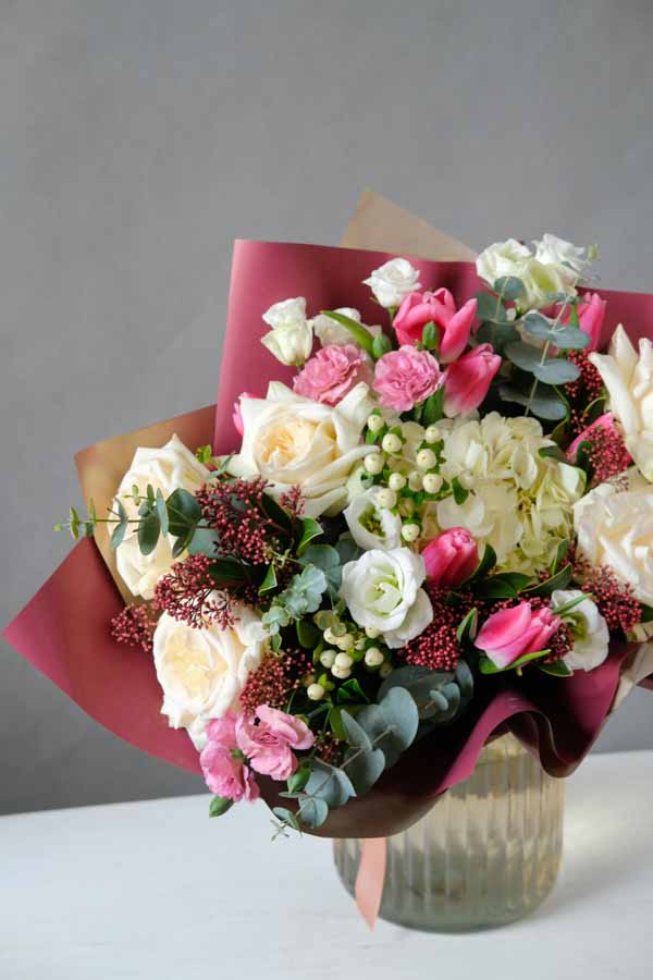 букет с розовыми тюльпанами и розами (2)